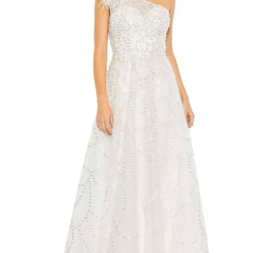 Mac Duggal White One-Shoulder Sequin Evening Gown